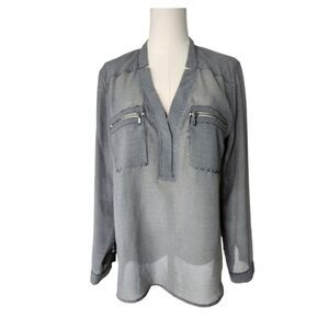 NWOT Banana Republic black and white blouse - Size Medium